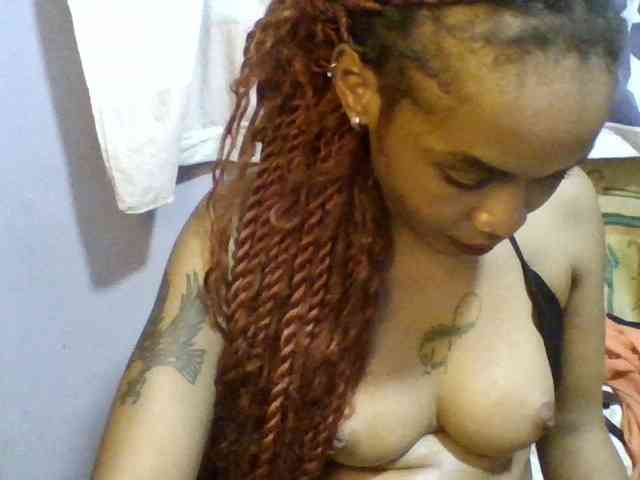 Girls-next-door webcam