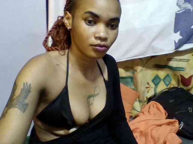 Girls-next-door webcam