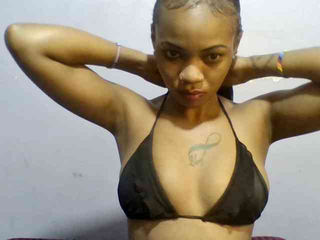Girls-next-door webcam