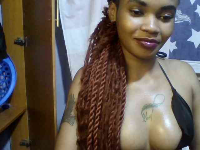 Girls-next-door webcam