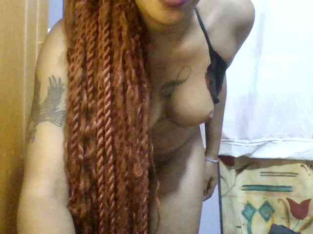 Girls-next-door webcam