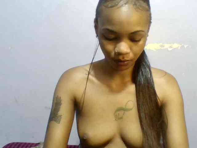 Girls-next-door webcam