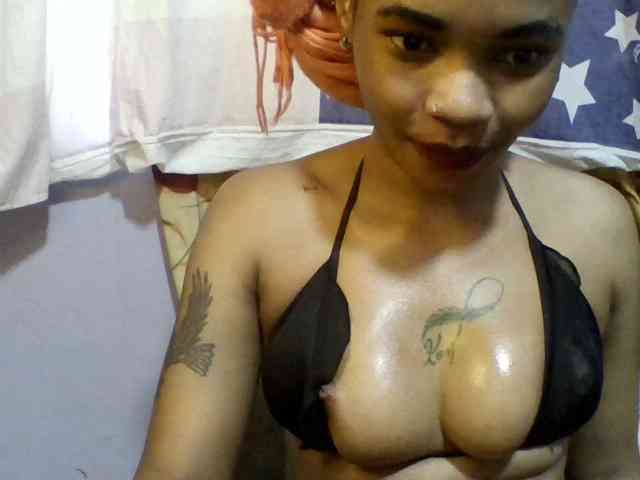 Girls-next-door webcam