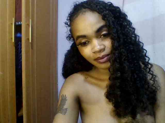 Girls-next-door webcam