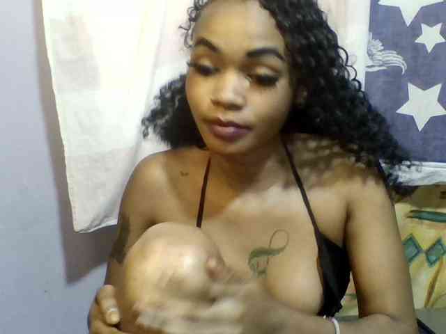Girls-next-door webcam