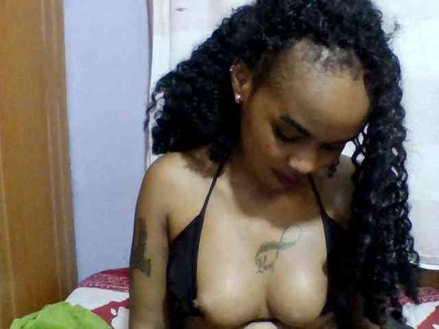 Girls-next-door webcam