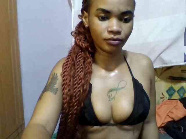 Girls-next-door webcam