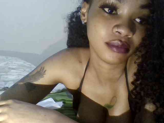 Girls-next-door webcam