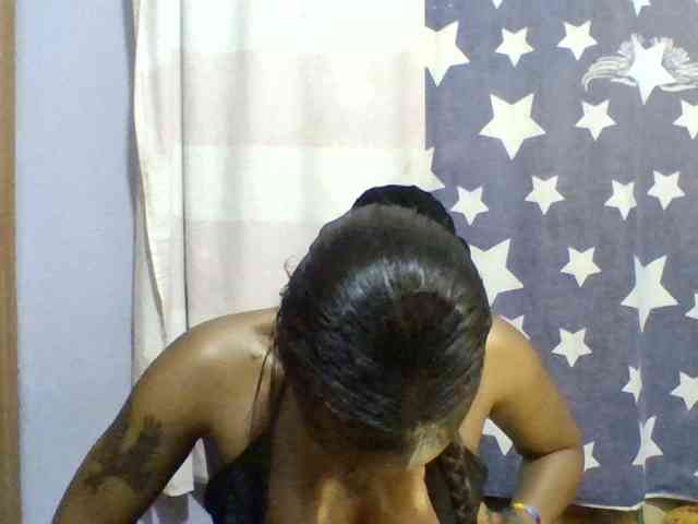 Girls-next-door webcam