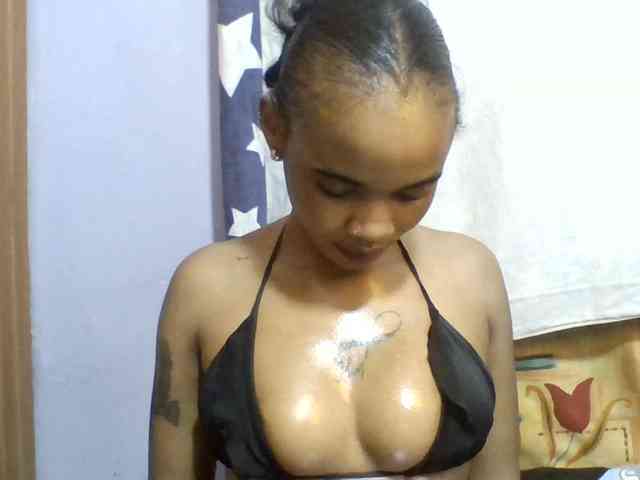 Girls-next-door webcam