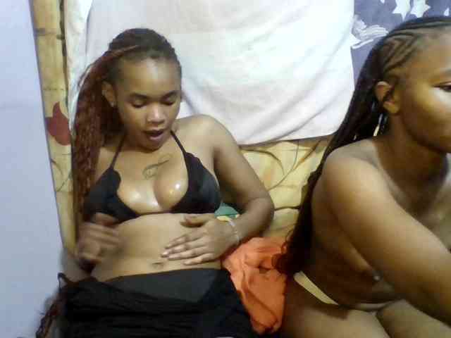 Girls-next-door webcam