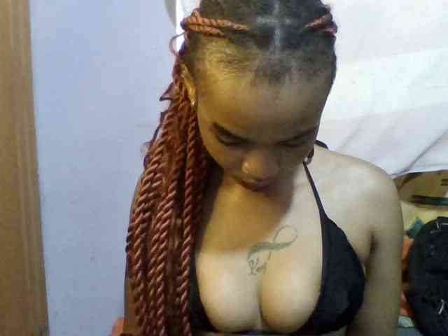 Girls-next-door webcam