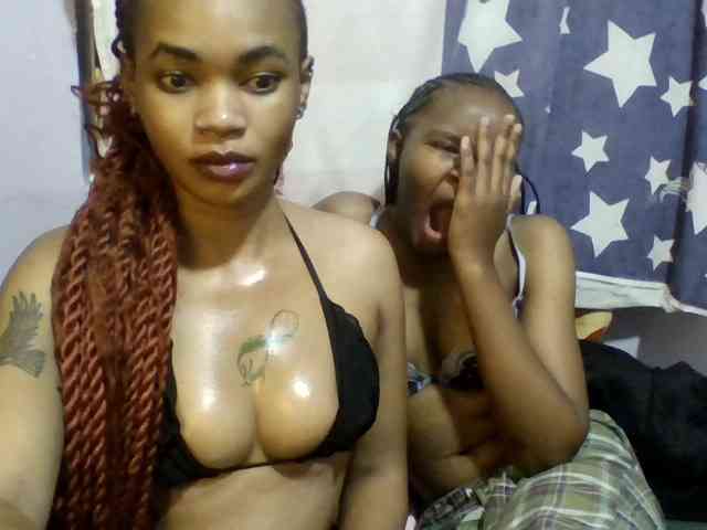 Girls-next-door webcam