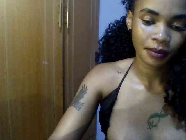 Girls-next-door webcam