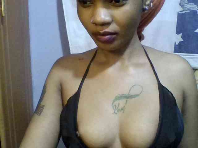 Girls-next-door webcam