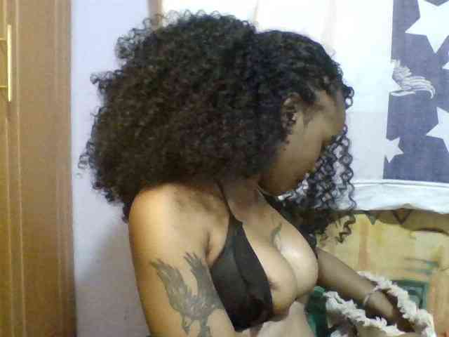Girls-next-door webcam