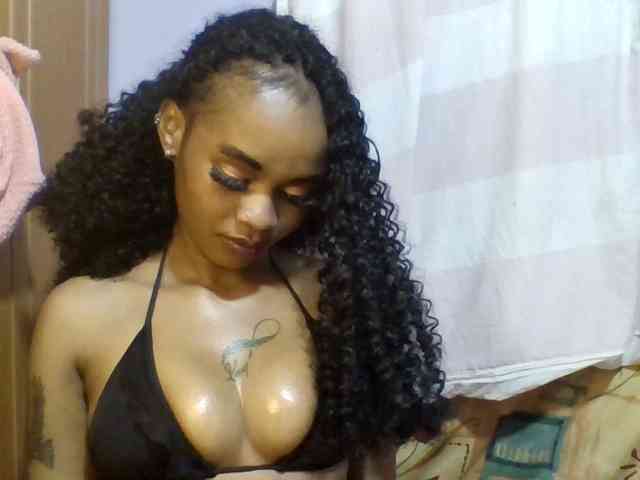 Girls-next-door webcam