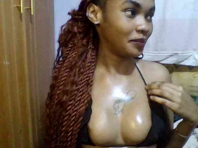 Girls-next-door webcam