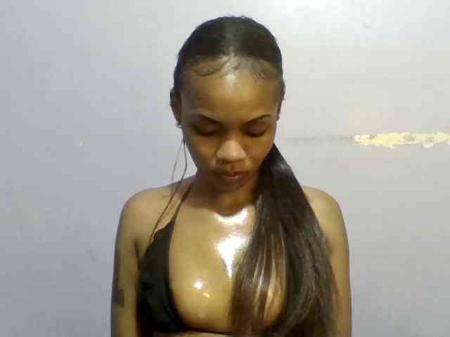 Girls-next-door webcam