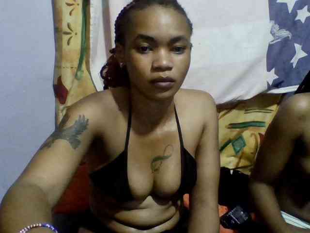 Girls-next-door webcam