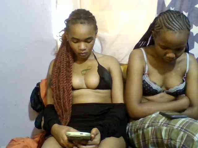 Girls-next-door webcam
