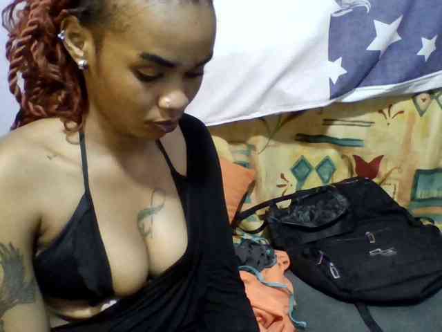 Girls-next-door webcam
