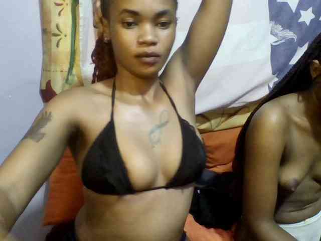 Girls-next-door webcam
