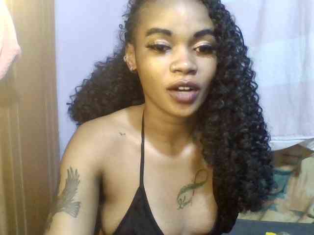 Girls-next-door webcam