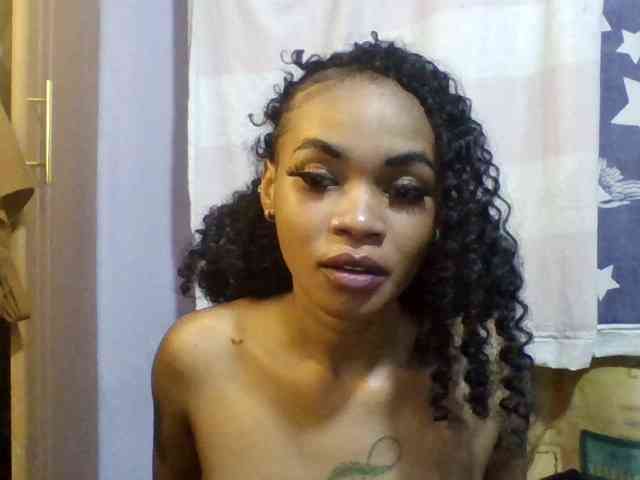 Girls-next-door webcam