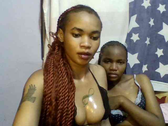 Girls-next-door webcam