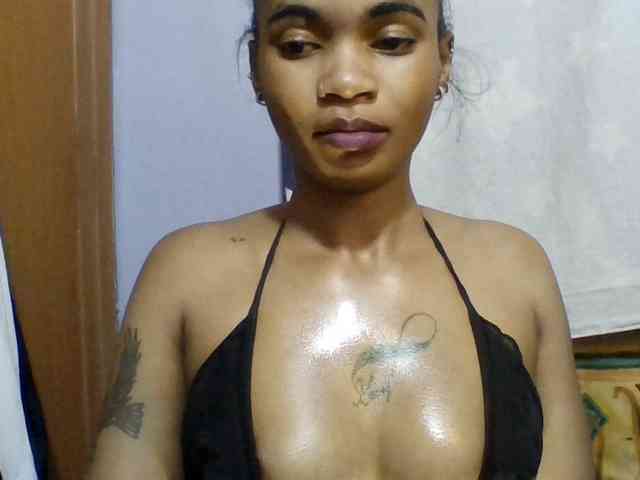 Girls-next-door webcam