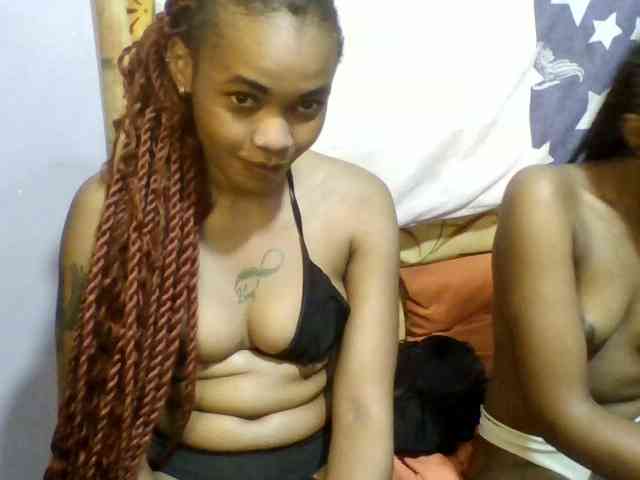 Girls-next-door webcam