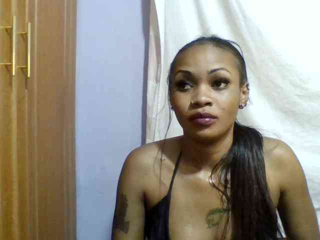 Girls-next-door webcam