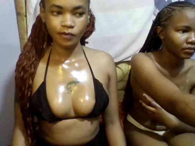 Girls-next-door webcam