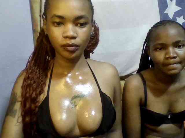Girls-next-door webcam
