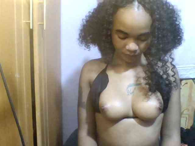 Girls-next-door webcam