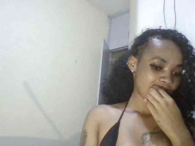 Girls-next-door webcam