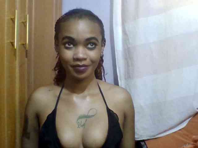 Girls-next-door webcam