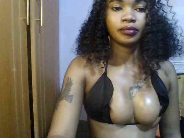 Girls-next-door webcam