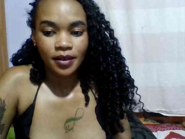 Girls-next-door webcam