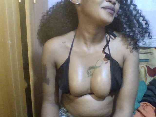 Girls-next-door webcam