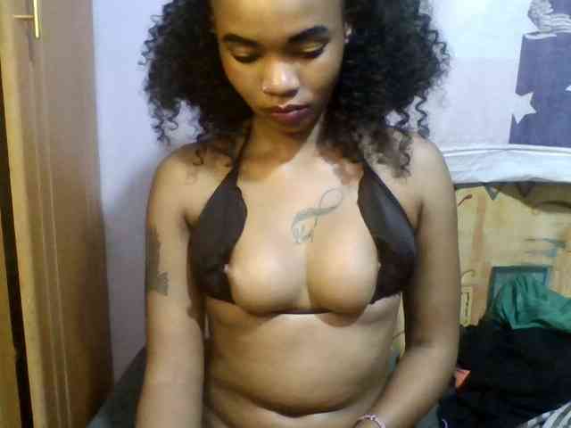 Girls-next-door webcam