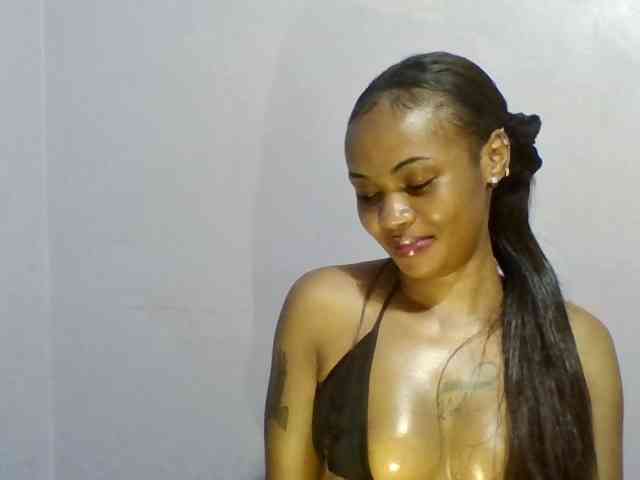 Girls-next-door webcam