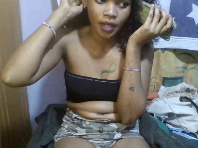 Girls-next-door webcam