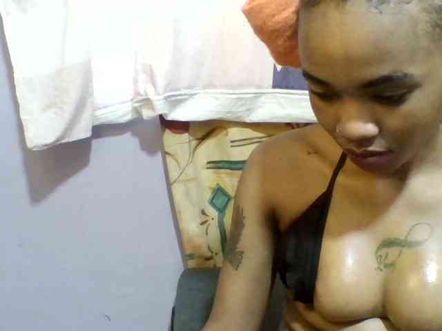 Girls-next-door webcam
