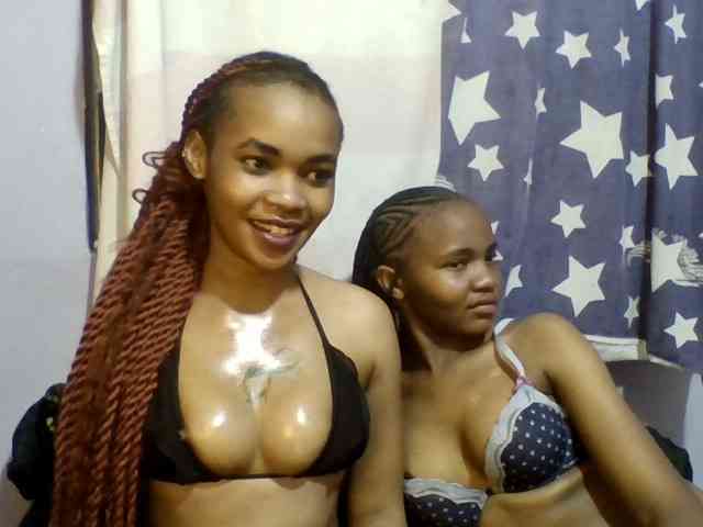 Girls-next-door webcam