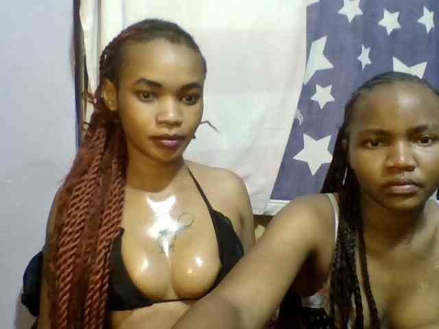 Girls-next-door webcam