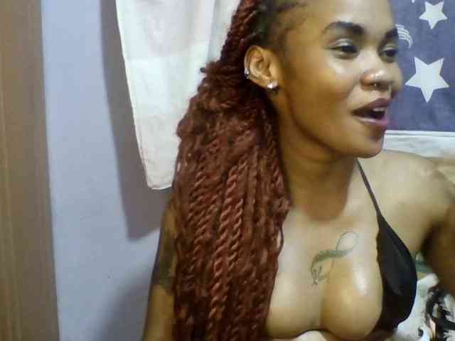 Girls-next-door webcam