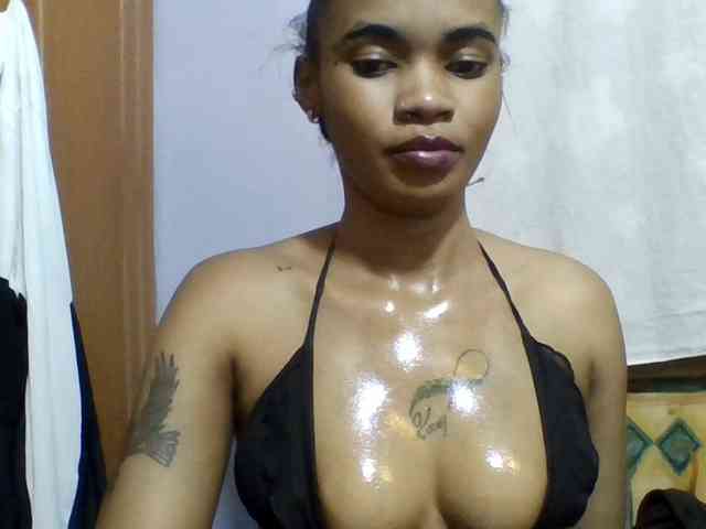 Girls-next-door webcam