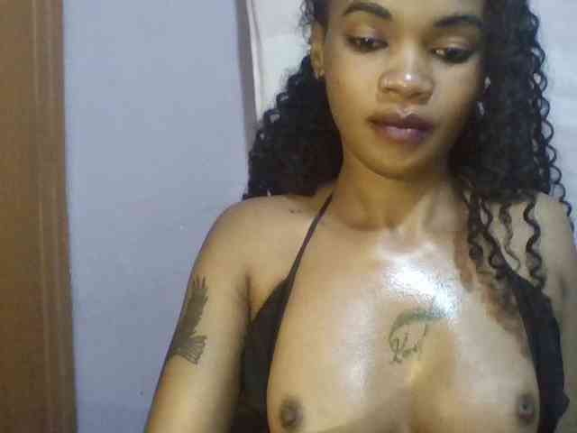 Girls-next-door webcam